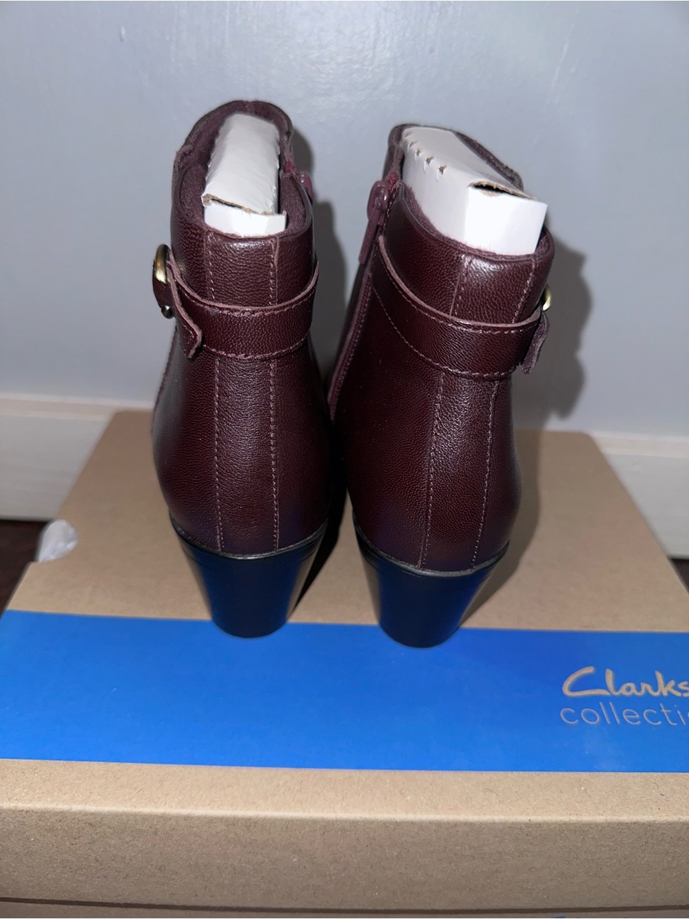 Clarks Emily2 Belle Burgundy Ankle Booties, 6 Wide - Picture 8 of 16